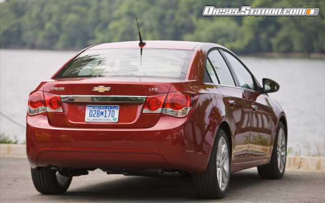 Chevrolet Cruze LTZ 2012 Widescreen Picture #5 Chevrolet Cruze LTZ 2012 Widescreen Picture #5