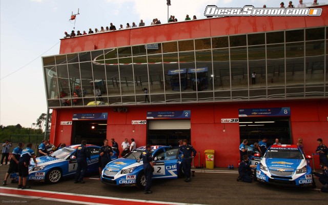 Chevrolet Cruzes Shine In Belgium 2011 Widescreen Picture #9 Chevrolet Cruzes Shine In Belgium 2011 Widescreen Picture #9