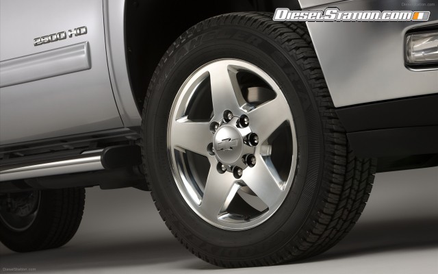 Chevrolet Silverado HD 2011 Widescreen Picture #7 Chevrolet Silverado HD 2011 Widescreen Picture #7