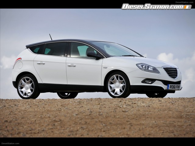 Chrysler Delta 2012 Picture #18 Chrysler Delta 2012 Picture #18