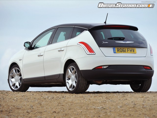 Chrysler Delta 2012 Picture #17 Chrysler Delta 2012 Picture #17