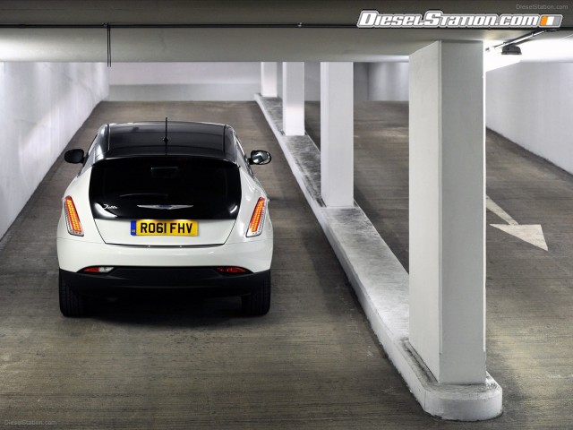 Chrysler Delta 2012 Picture #50 Chrysler Delta 2012 Picture #50