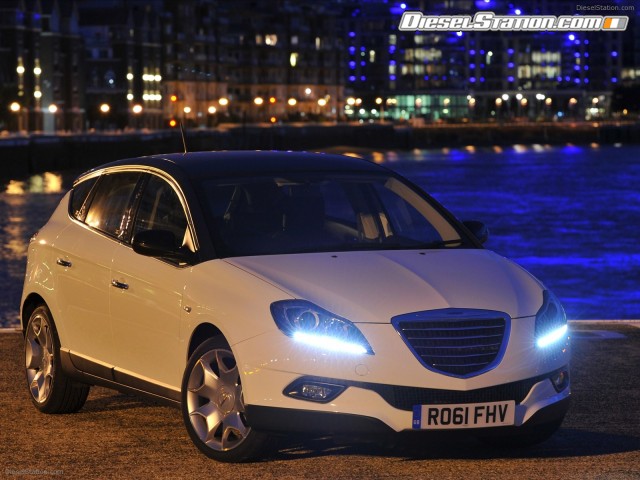 Chrysler Delta 2012 Picture #25 Chrysler Delta 2012 Picture #25