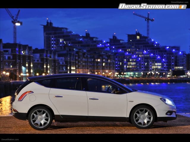 Chrysler Delta 2012 Picture #80 Chrysler Delta 2012 Picture #80