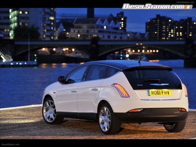 Chrysler Delta 2012 Picture #41 Chrysler Delta 2012 Picture #41