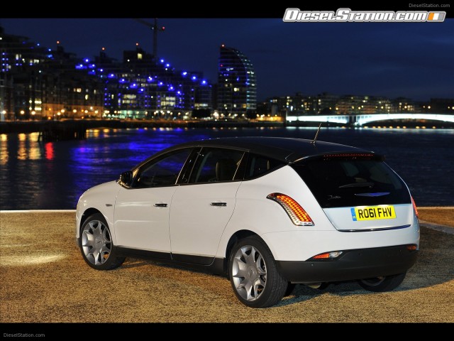 Chrysler Delta 2012 Picture #46 Chrysler Delta 2012 Picture #46