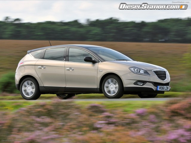 Chrysler Delta 2012 Picture #14 Chrysler Delta 2012 Picture #14