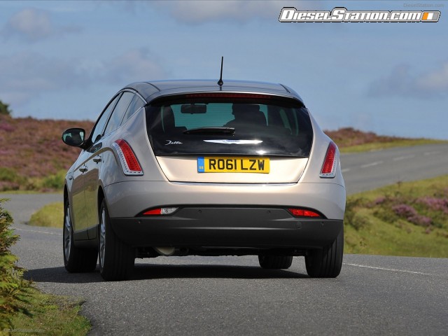 Chrysler Delta 2012 Picture #28 Chrysler Delta 2012 Picture #28