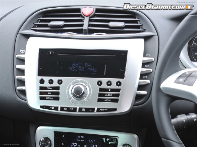 Chrysler Delta 2012 Picture #29 Chrysler Delta 2012 Picture #29