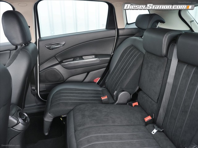 Chrysler Delta 2012 Picture #9 Chrysler Delta 2012 Picture #9