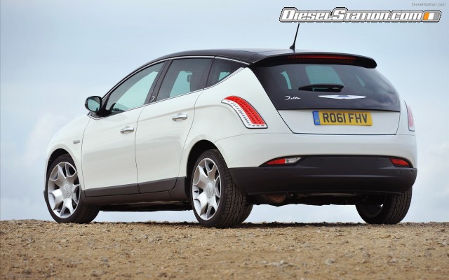 Chrysler Delta 2012 Widescreen Picture #70 Chrysler Delta 2012 Widescreen Picture #70