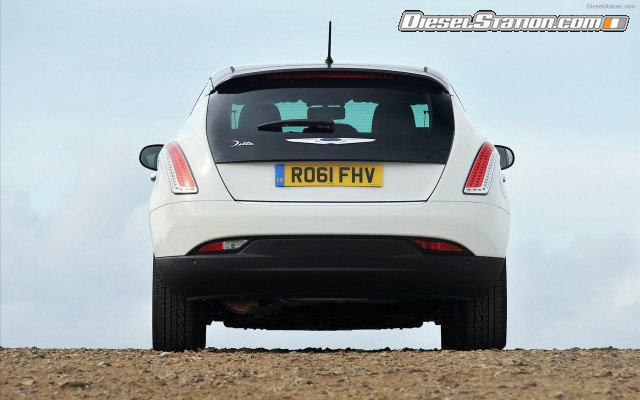 Chrysler Delta 2012 Widescreen Picture #74 Chrysler Delta 2012 Widescreen Picture #74