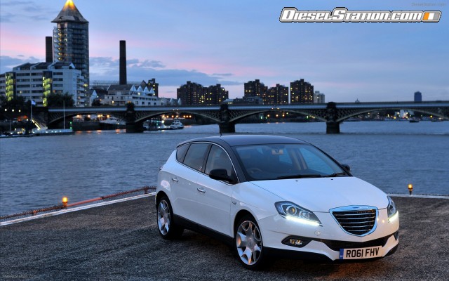 Chrysler Delta 2012 Widescreen Picture #83 Chrysler Delta 2012 Widescreen Picture #83