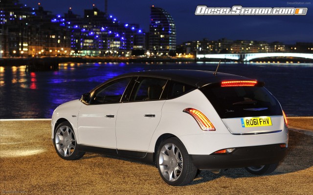 Chrysler Delta 2012 Widescreen Picture #98 Chrysler Delta 2012 Widescreen Picture #98