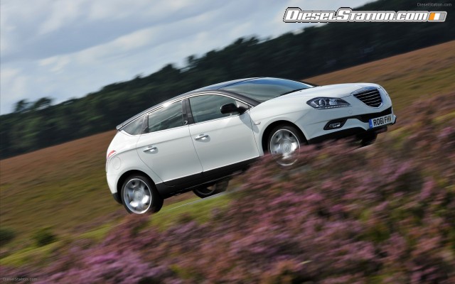 Chrysler Delta 2012 Widescreen Picture #81 Chrysler Delta 2012 Widescreen Picture #81