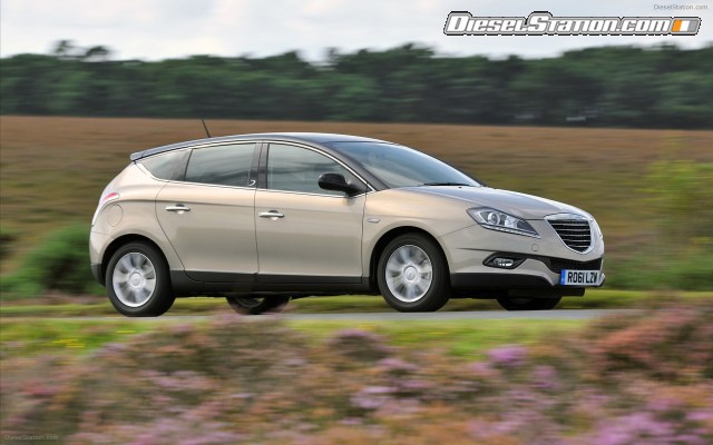 Chrysler Delta 2012 Widescreen Picture #57 Chrysler Delta 2012 Widescreen Picture #57