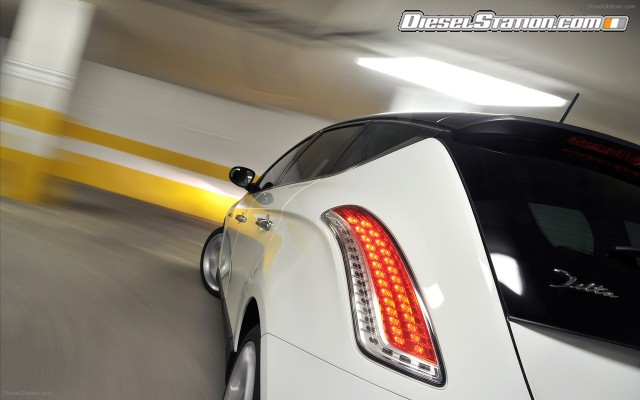 Chrysler Delta 2012 Widescreen Picture #37 Chrysler Delta 2012 Widescreen Picture #37