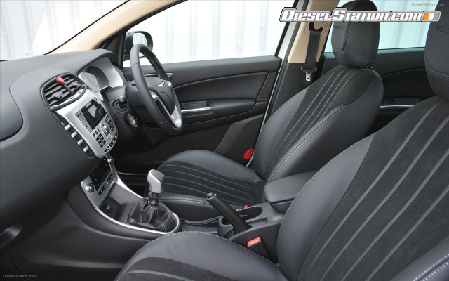 Chrysler Delta 2012 Widescreen Picture #0 Chrysler Delta 2012 Widescreen Picture #0