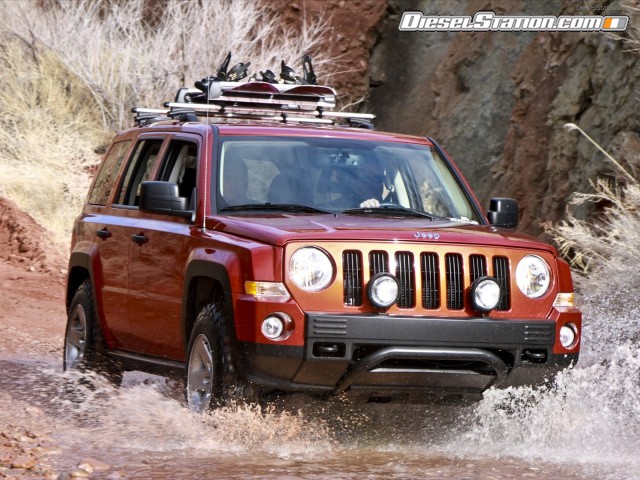 Chrysler Jeep Safari  2010 Picture #17 Chrysler Jeep Safari  2010 Picture #17