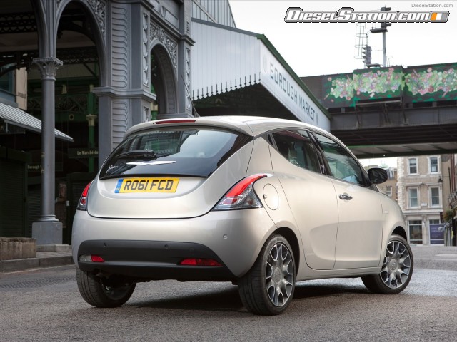 Chrysler YPSILON 2012 Picture #30 Chrysler YPSILON 2012 Picture #30