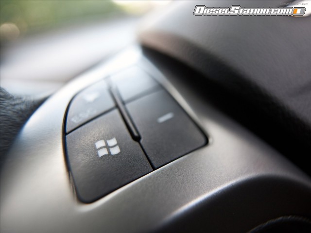 Chrysler YPSILON 2012 Picture #2 Chrysler YPSILON 2012 Picture #2