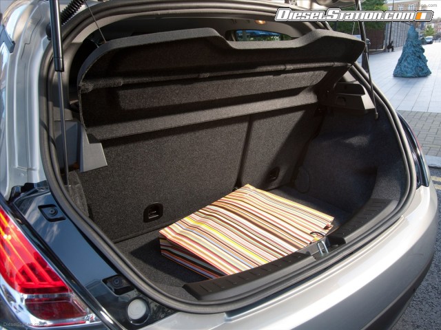 Chrysler YPSILON 2012 Picture #22 Chrysler YPSILON 2012 Picture #22