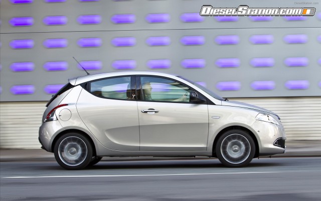 Chrysler YPSILON 2012 Widescreen Picture #24 Chrysler YPSILON 2012 Widescreen Picture #24