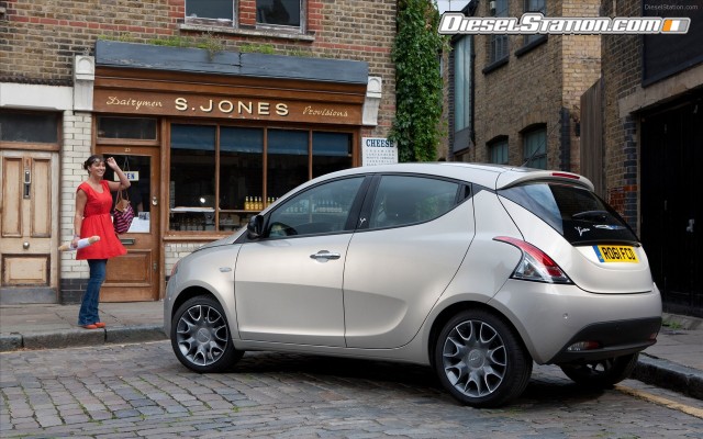 Chrysler YPSILON 2012 Widescreen Picture #45 Chrysler YPSILON 2012 Widescreen Picture #45