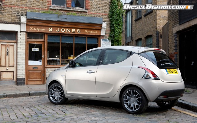 Chrysler YPSILON 2012 Widescreen Picture #7 Chrysler YPSILON 2012 Widescreen Picture #7