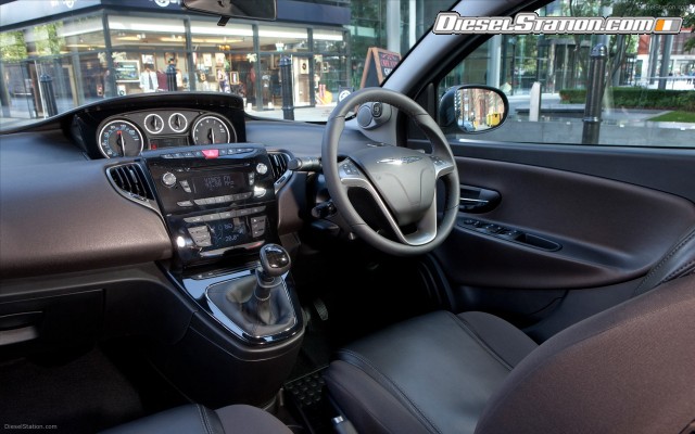 Chrysler YPSILON 2012 Widescreen Picture #15 Chrysler YPSILON 2012 Widescreen Picture #15