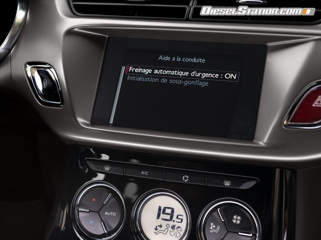 Citroen DS3 2015 Picture #35 Citroen DS3 2015 Picture #35