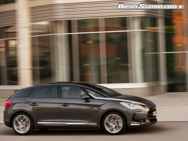 Citroen DS5 2012 Picture #23 Citroen DS5 2012 Picture #23