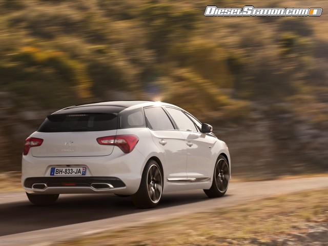 Citroen DS5 2012 Picture #37 Citroen DS5 2012 Picture #37