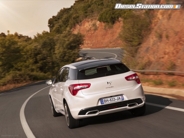 Citroen DS5 2012 Picture #74 Citroen DS5 2012 Picture #74