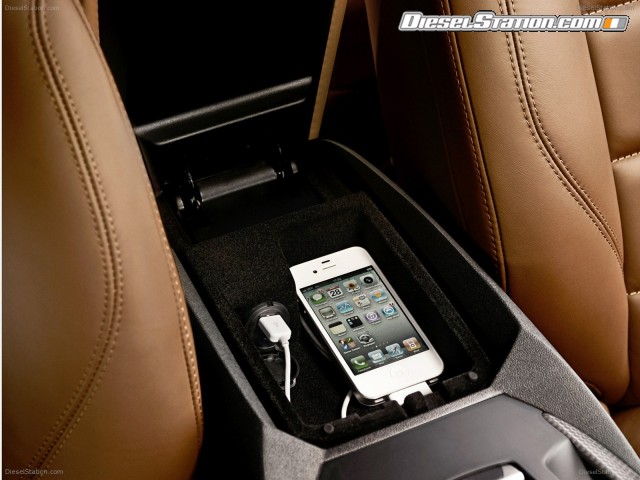 Citroen DS5 2012 Picture #130 Citroen DS5 2012 Picture #130