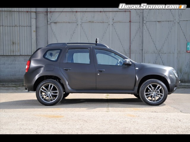 Dacia Black Edition 2013 Picture #1 Dacia Black Edition 2013 Picture #1