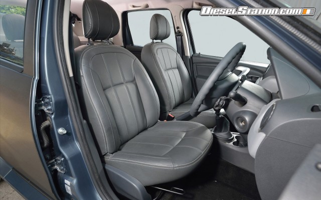 Dacia Black Edition 2013 Widescreen Picture #3 Dacia Black Edition 2013 Widescreen Picture #3