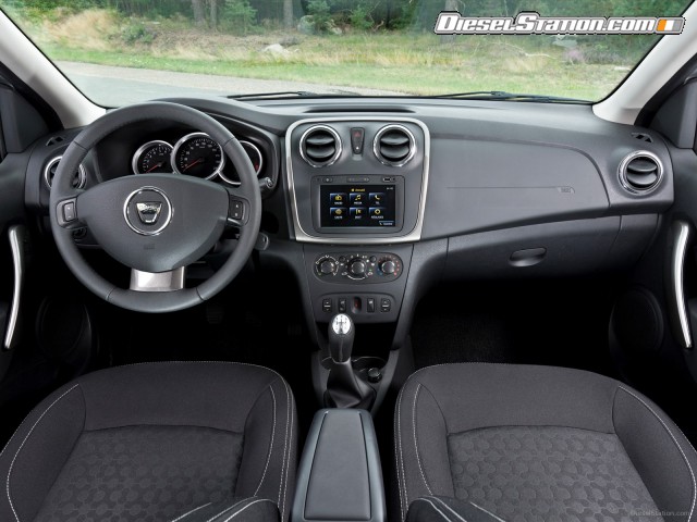 Dacia Sandero 2013 Picture #2 Dacia Sandero 2013 Picture #2