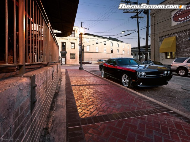 Dodge Challenger 2011 Picture #14 Dodge Challenger 2011 Picture #14