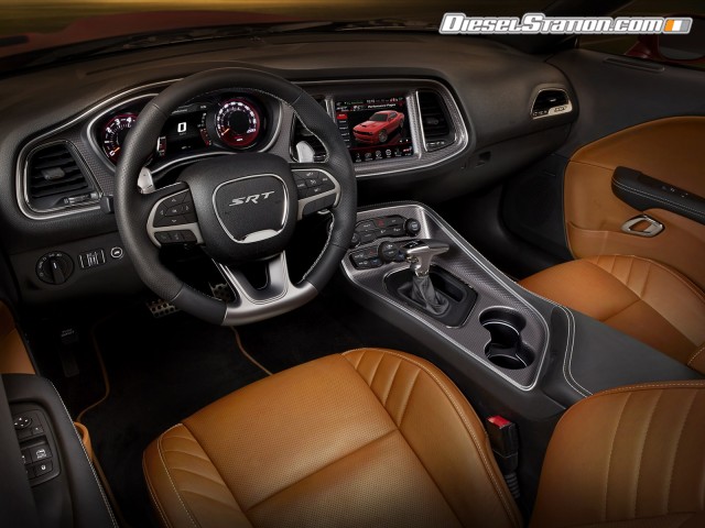 Dodge Challenger SRT 2015 Picture #18 Dodge Challenger SRT 2015 Picture #18