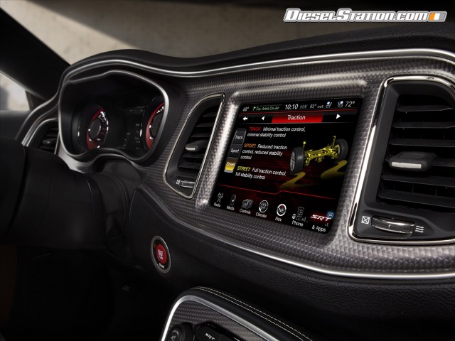 Dodge Challenger SRT 2015 Picture #29 Dodge Challenger SRT 2015 Picture #29