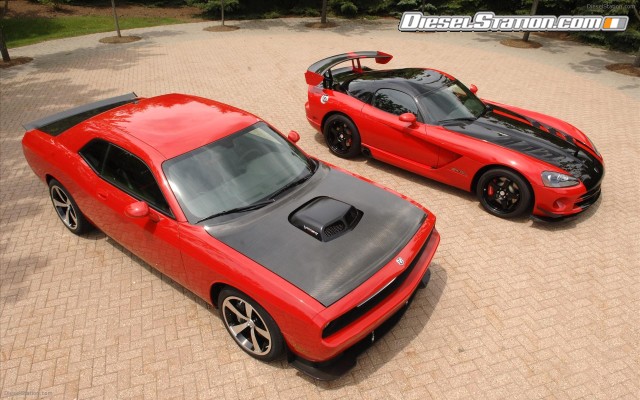 Dodge Challenger SRT10 Widescreen Picture #11 Dodge Challenger SRT10 Widescreen Picture #11