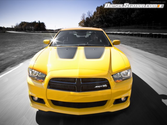 Dodge Charger SRT8 Super Bee 2012 Picture #2 Dodge Charger SRT8 Super Bee 2012 Picture #2