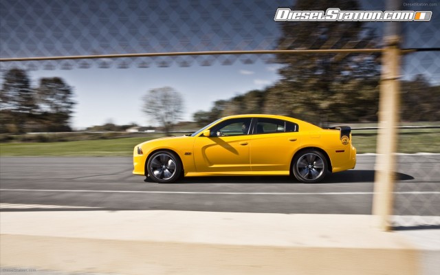 Dodge Charger SRT8 Super Bee 2012 Widescreen Picture #37 Dodge Charger SRT8 Super Bee 2012 Widescreen Picture #37