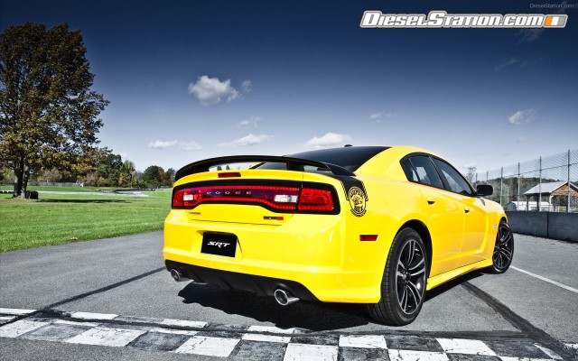 Dodge Charger SRT8 Super Bee 2012 Widescreen Picture #10 Dodge Charger SRT8 Super Bee 2012 Widescreen Picture #10