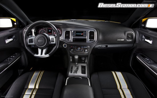 Dodge Charger SRT8 Super Bee 2012 Widescreen Picture #14 Dodge Charger SRT8 Super Bee 2012 Widescreen Picture #14