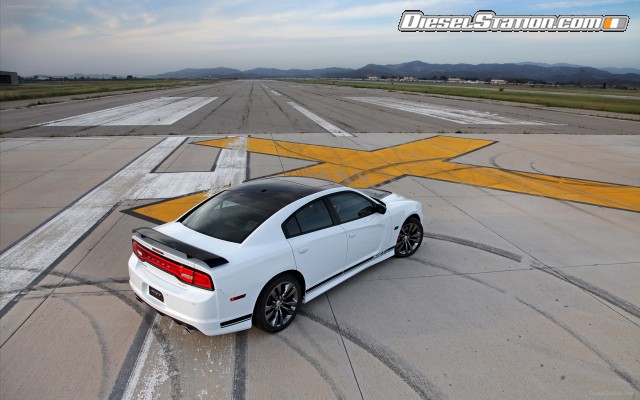 Dodge SRT8 392 2013 Widescreen Picture #11 Dodge SRT8 392 2013 Widescreen Picture #11