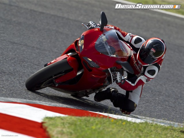 Ducati 848 Evo 2011 Picture #14 Ducati 848 Evo 2011 Picture #14