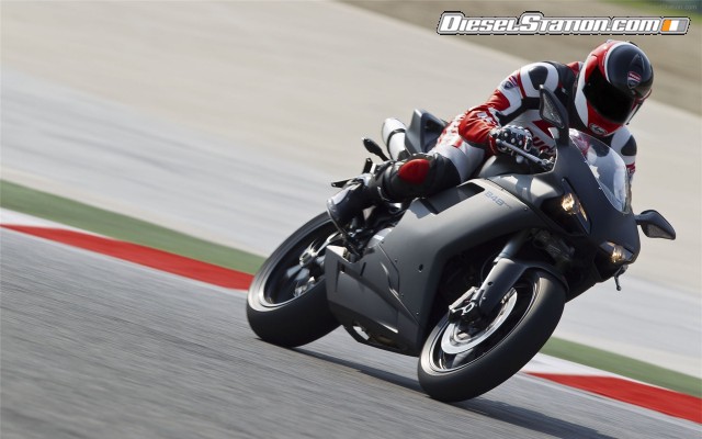 Ducati 848 Evo 2011 Widescreen Picture #20 Ducati 848 Evo 2011 Widescreen Picture #20