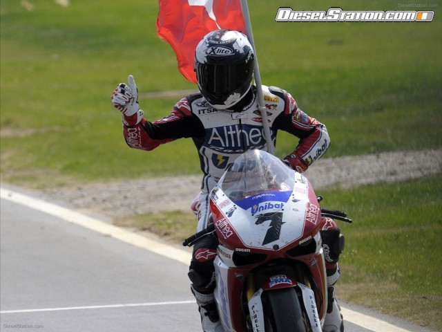 Ducati Carlos Checa scored his 9th victory of 2011 Picture #4 Ducati Carlos Checa scored his 9th victory of 2011 Picture #4